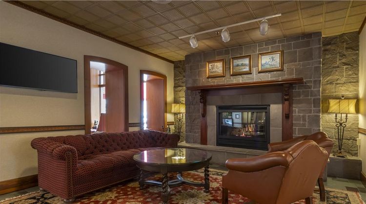 Best Western Plus Normandy Inn & Suites Lobby
