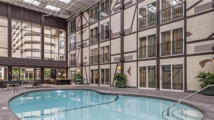 Best Western Plus Normandy Inn & Suites Pool