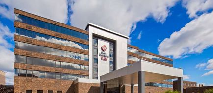 Best Western Plus Kelly Inn Exterior