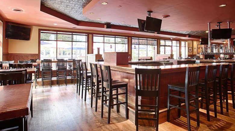 <b>Best Western Plus Kelly Inn Restaurant</b>. Images powered by <a href="https://iceportal.shijigroup.com/" title="IcePortal" target="_blank">IcePortal</a>.