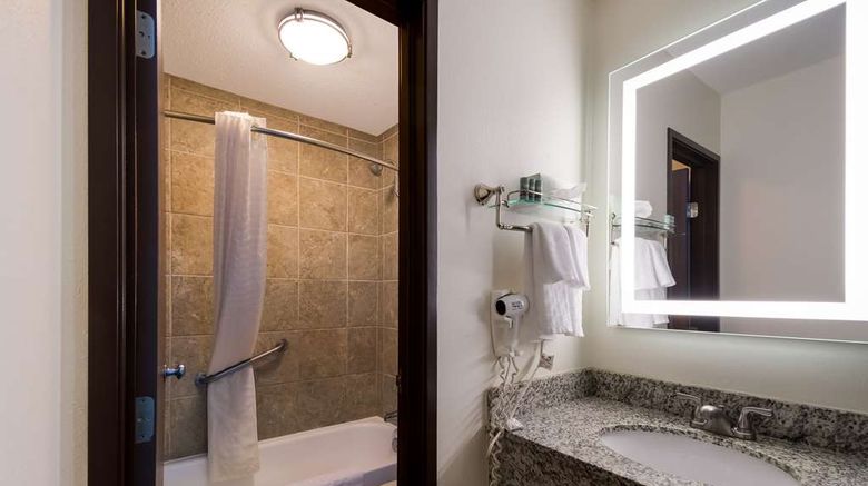 <b>Best Western Bemidji Room</b>. Images powered by <a href="https://iceportal.shijigroup.com/" title="IcePortal" target="_blank">IcePortal</a>.