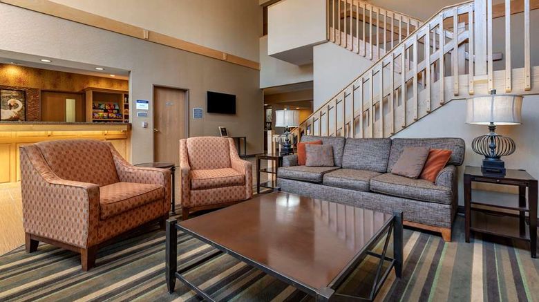 <b>Best Western Chelsea Hotel Lobby</b>. Images powered by <a href="https://iceportal.shijigroup.com/" title="IcePortal" target="_blank">IcePortal</a>.