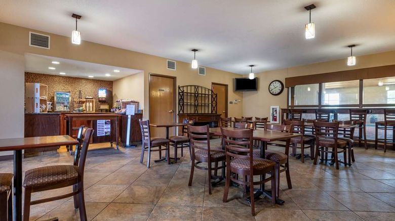 <b>Best Western Chelsea Hotel Restaurant</b>. Images powered by <a href="https://iceportal.shijigroup.com/" title="IcePortal" target="_blank">IcePortal</a>.