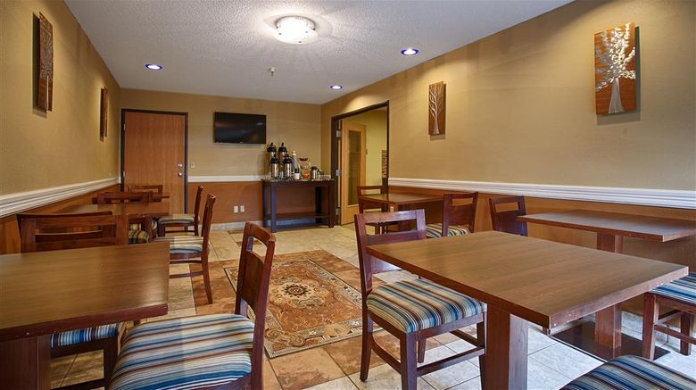 <b>Best Western Alexandria Inn Restaurant</b>. Images powered by <a href="https://iceportal.shijigroup.com/" title="IcePortal" target="_blank">IcePortal</a>.