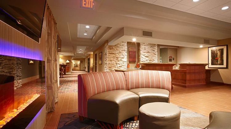 Best Western Plus Willmar Lobby