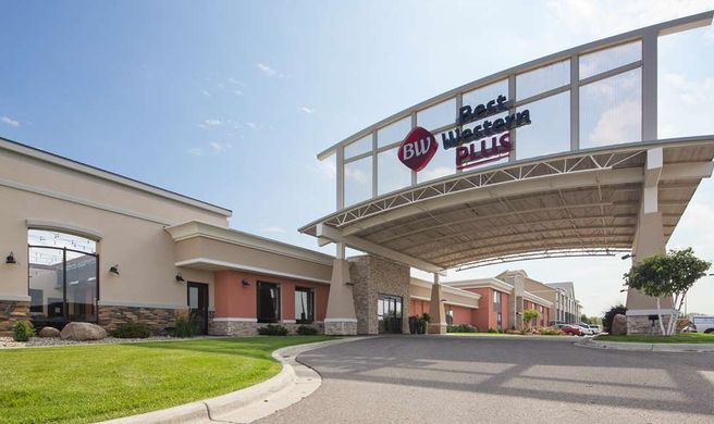 Best Western Plus Willmar Exterior