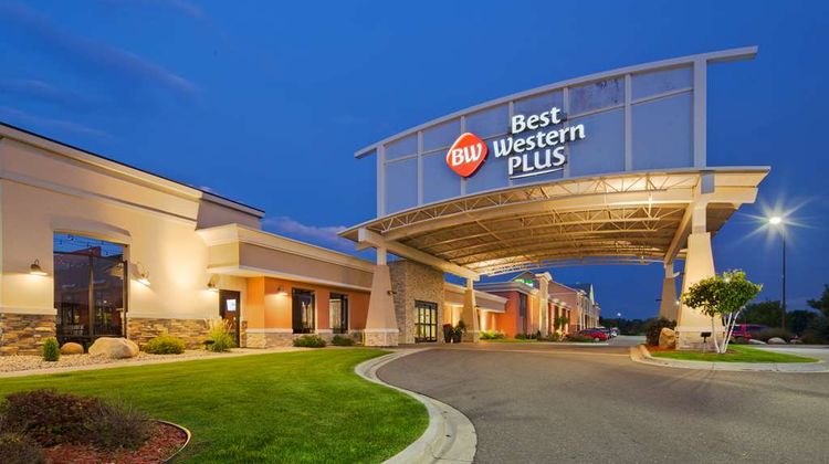 Best Western Plus Willmar Exterior