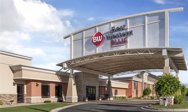 Best Western Plus Willmar Exterior