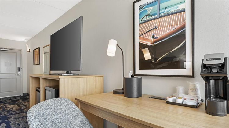 Best Western Plus Willmar Room