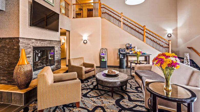 <b>Best Western Plus Blaine, Natl Sports Ct Lobby</b>. Images powered by <a href="https://iceportal.shijigroup.com/" title="IcePortal" target="_blank">IcePortal</a>.
