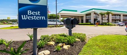Best Western Flagship Inn Exterior