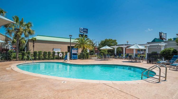 Best Western Flagship Inn Pool