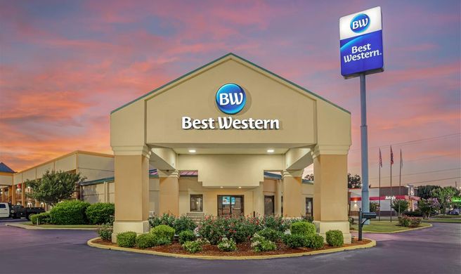 Best Western Airport Inn Exterior