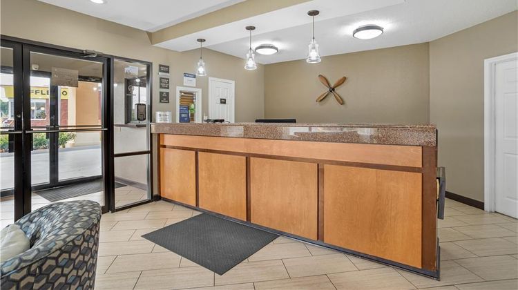 Best Western Airport Inn Lobby