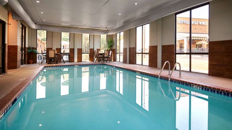 Best Western Executive Suites Pool