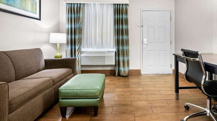 Best Western Executive Suites Room