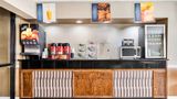 <b>Best Western Gateway Inn Restaurant</b>. Images powered by <a href="https://iceportal.shijigroup.com/" title="IcePortal" target="_blank">IcePortal</a>.