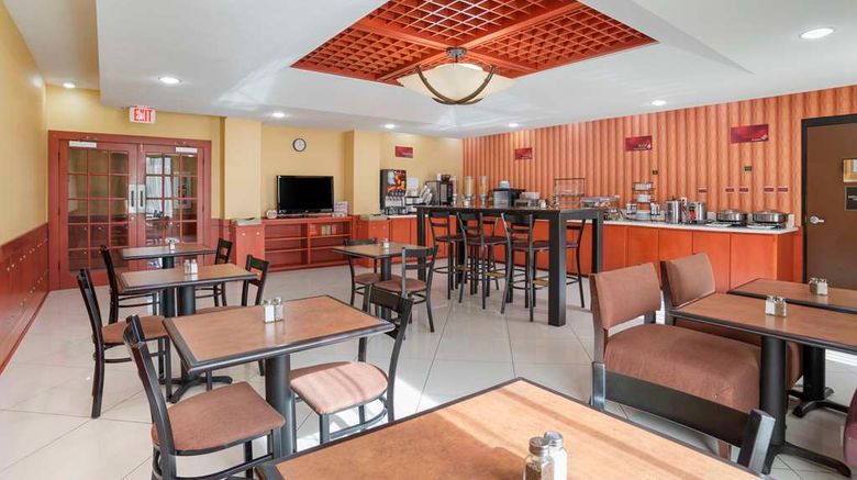 <b>Best Western Plus Flowood Inn & Suites Restaurant</b>. Images powered by <a href="https://iceportal.shijigroup.com/" title="IcePortal" target="_blank">IcePortal</a>.