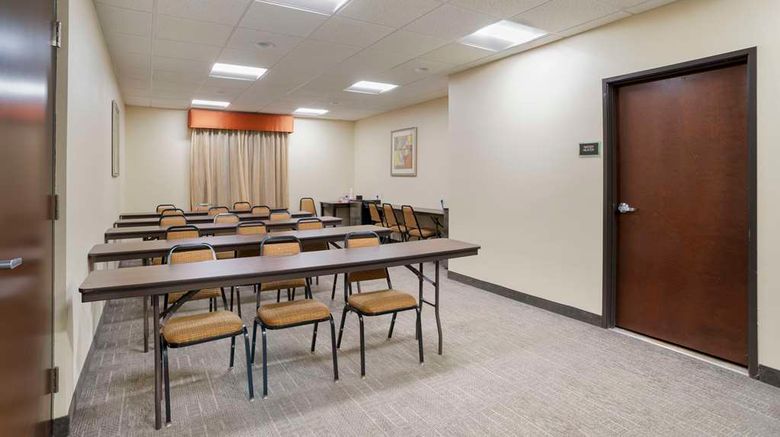 <b>Best Western Plus Flowood Inn & Suites Meeting</b>. Images powered by <a href="https://iceportal.shijigroup.com/" title="IcePortal" target="_blank">IcePortal</a>.