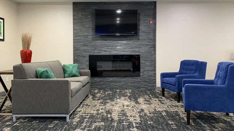 <b>Best Western Plus Olive Branch Htl Stes Lobby</b>. Images powered by <a href="https://iceportal.shijigroup.com/" title="IcePortal" target="_blank">IcePortal</a>.
