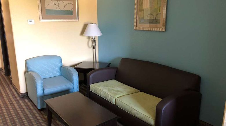 <b>Best Western Plus Goodman Inn & Suites Room</b>. Images powered by <a href="https://iceportal.shijigroup.com/" title="IcePortal" target="_blank">IcePortal</a>.