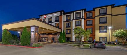Best Western Plus Tupelo Inn & Suites Exterior