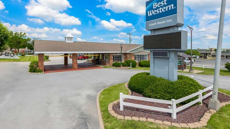 <b>Best Western Plus Coach House Exterior</b>. Images powered by <a href="https://iceportal.shijigroup.com/" title="IcePortal" target="_blank">IcePortal</a>.