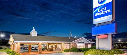 Best Western Plus Coach House Exterior