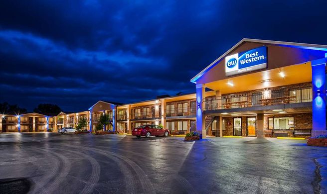 Best Western Montis Inn Exterior