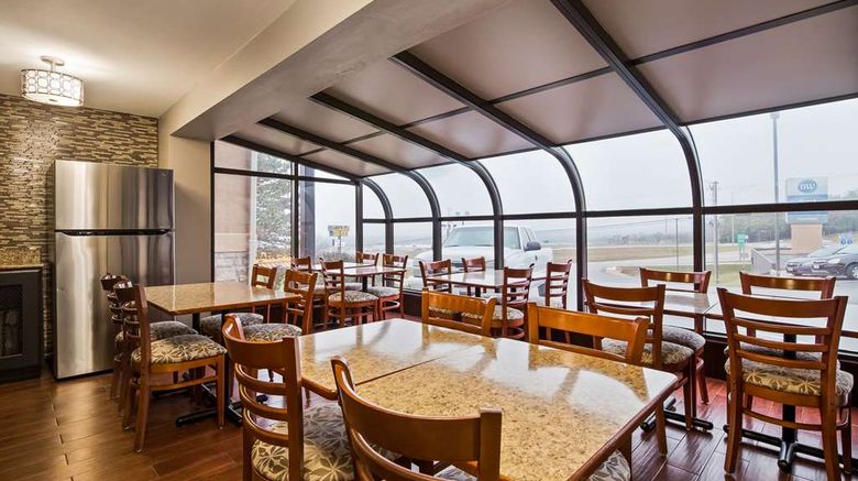<b>Best Western Coachlight Restaurant</b>. Images powered by <a href="https://iceportal.shijigroup.com/" title="IcePortal" target="_blank">IcePortal</a>.