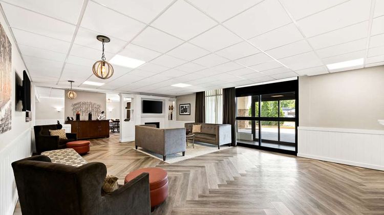 Best Western State Fair Inn Lobby