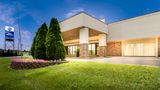 <b>Best Western State Fair Inn Exterior</b>. Images powered by <a href="https://iceportal.shijigroup.com/" title="IcePortal" target="_blank">IcePortal</a>.