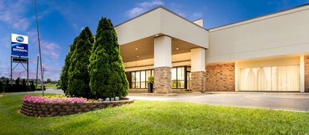 Best Western State Fair Inn Exterior