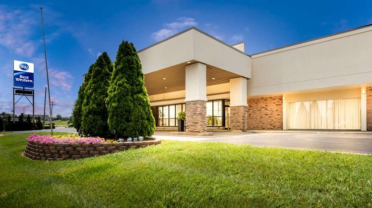 Best Western State Fair Inn Exterior
