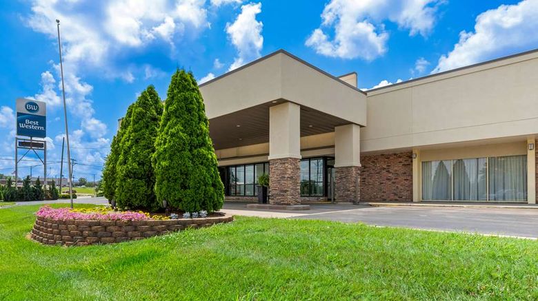 <b>Best Western State Fair Inn Exterior</b>. Images powered by <a href="https://iceportal.shijigroup.com/" title="IcePortal" target="_blank">IcePortal</a>.