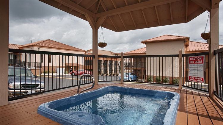 Best Western Center Pointe Inn Pool
