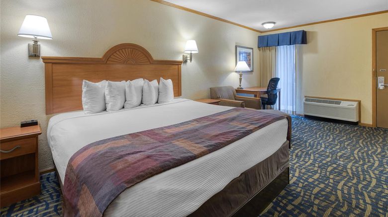 <b>SureStay by Best Western Country Inn N Room</b>. Images powered by <a href="https://iceportal.shijigroup.com/" title="IcePortal" target="_blank">IcePortal</a>.