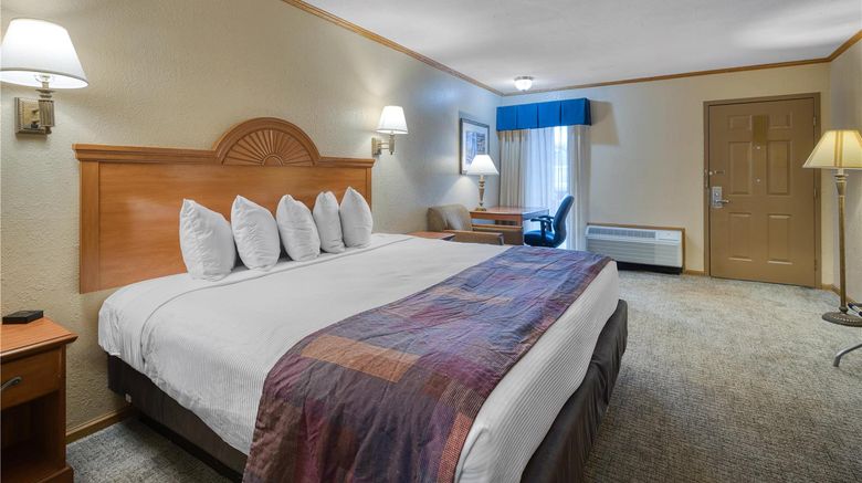 <b>SureStay by Best Western Country Inn N Room</b>. Images powered by <a href="https://iceportal.shijigroup.com/" title="IcePortal" target="_blank">IcePortal</a>.