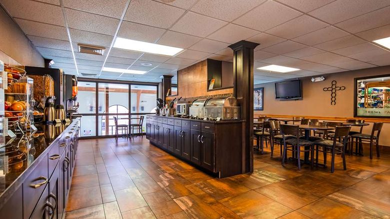 <b>Best Western Music Capital Inn Restaurant</b>. Images powered by <a href="https://iceportal.shijigroup.com/" title="IcePortal" target="_blank">IcePortal</a>.
