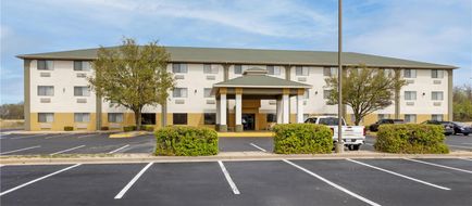 Best Western Big Spring Lodge Exterior