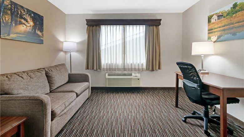 <b>Best Western Brookfield Suite</b>. Images powered by <a href="https://iceportal.shijigroup.com/" title="IcePortal" target="_blank">IcePortal</a>.