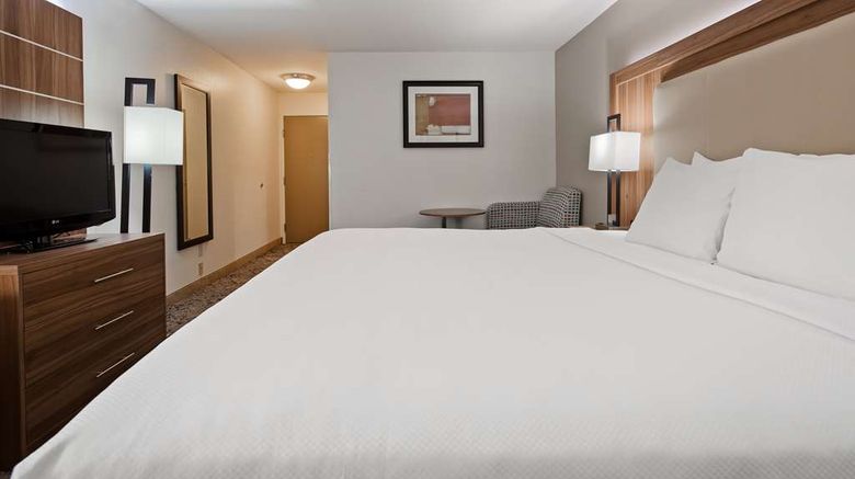 <b>Best Western Plus KC Airport-KCI East Suite</b>. Images powered by <a href="https://iceportal.shijigroup.com/" title="IcePortal" target="_blank">IcePortal</a>.