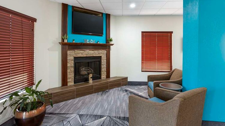 Best Western Plus Springfield Airprt Inn Lobby