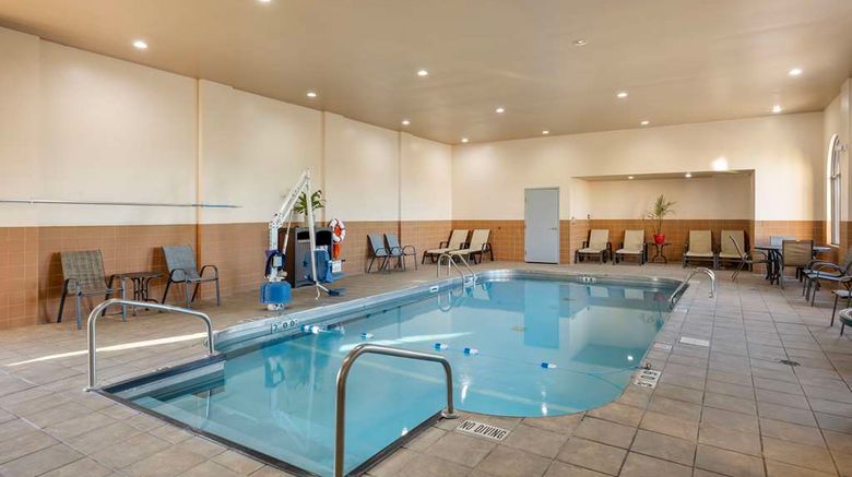 <b>Best Western Plus Sikeston Pool</b>. Images powered by <a href="https://iceportal.shijigroup.com/" title="IcePortal" target="_blank">IcePortal</a>.