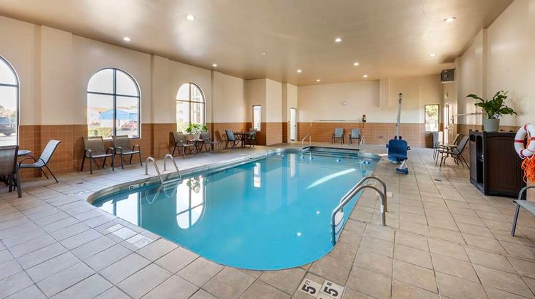 Best Western Plus Sikeston Pool