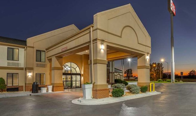 Best Western Plus Sikeston Exterior