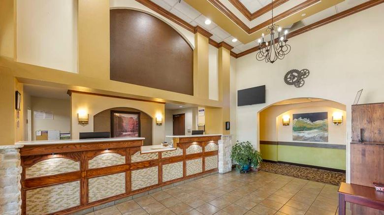 <b>Best Western Plus Sikeston Lobby</b>. Images powered by <a href="https://iceportal.shijigroup.com/" title="IcePortal" target="_blank">IcePortal</a>.