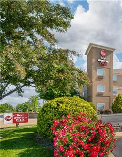 Best Western Plus Washington Hotel