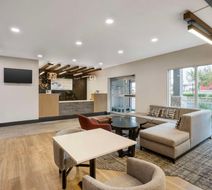 Best Western Plus Columbia Inn Lobby