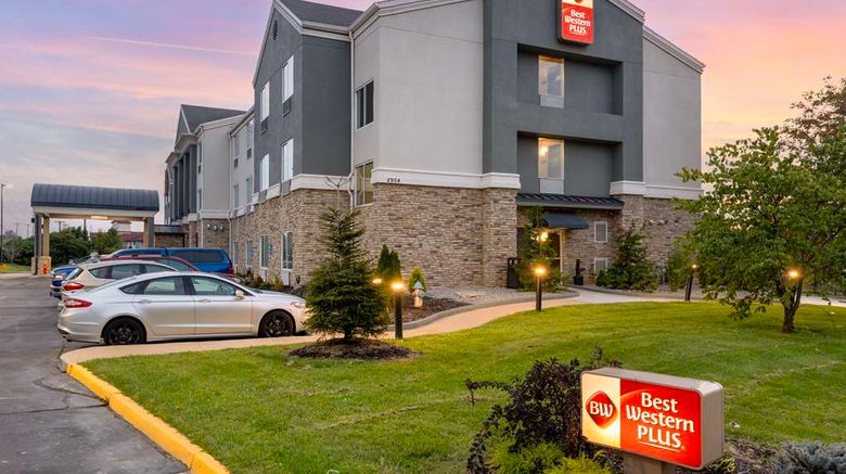 <b>Best Western Plus Columbia Inn Exterior</b>. Images powered by <a href="https://iceportal.shijigroup.com/" title="IcePortal" target="_blank">IcePortal</a>.